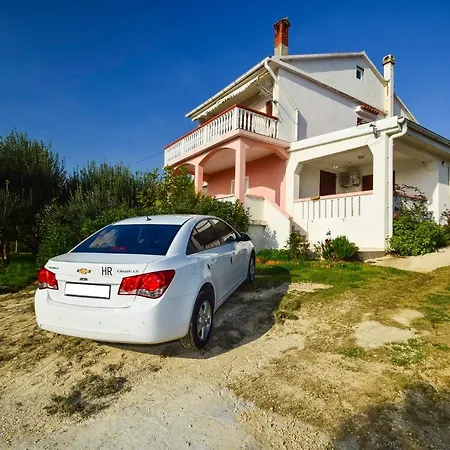 Apartmán Komadina 1242 *
