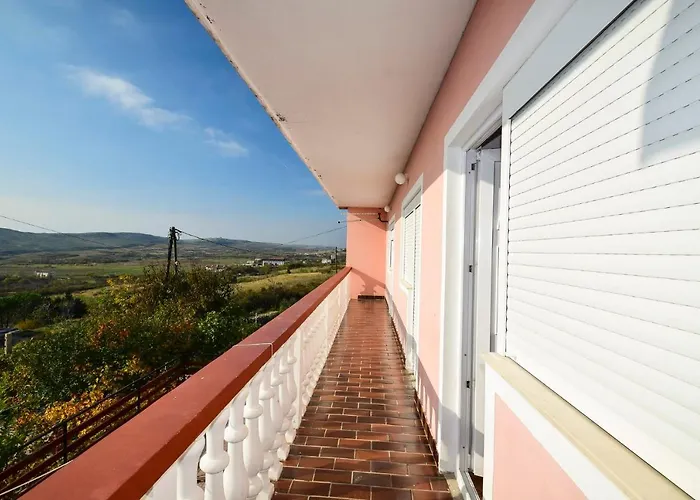 Komadina 1242 * Vlašići